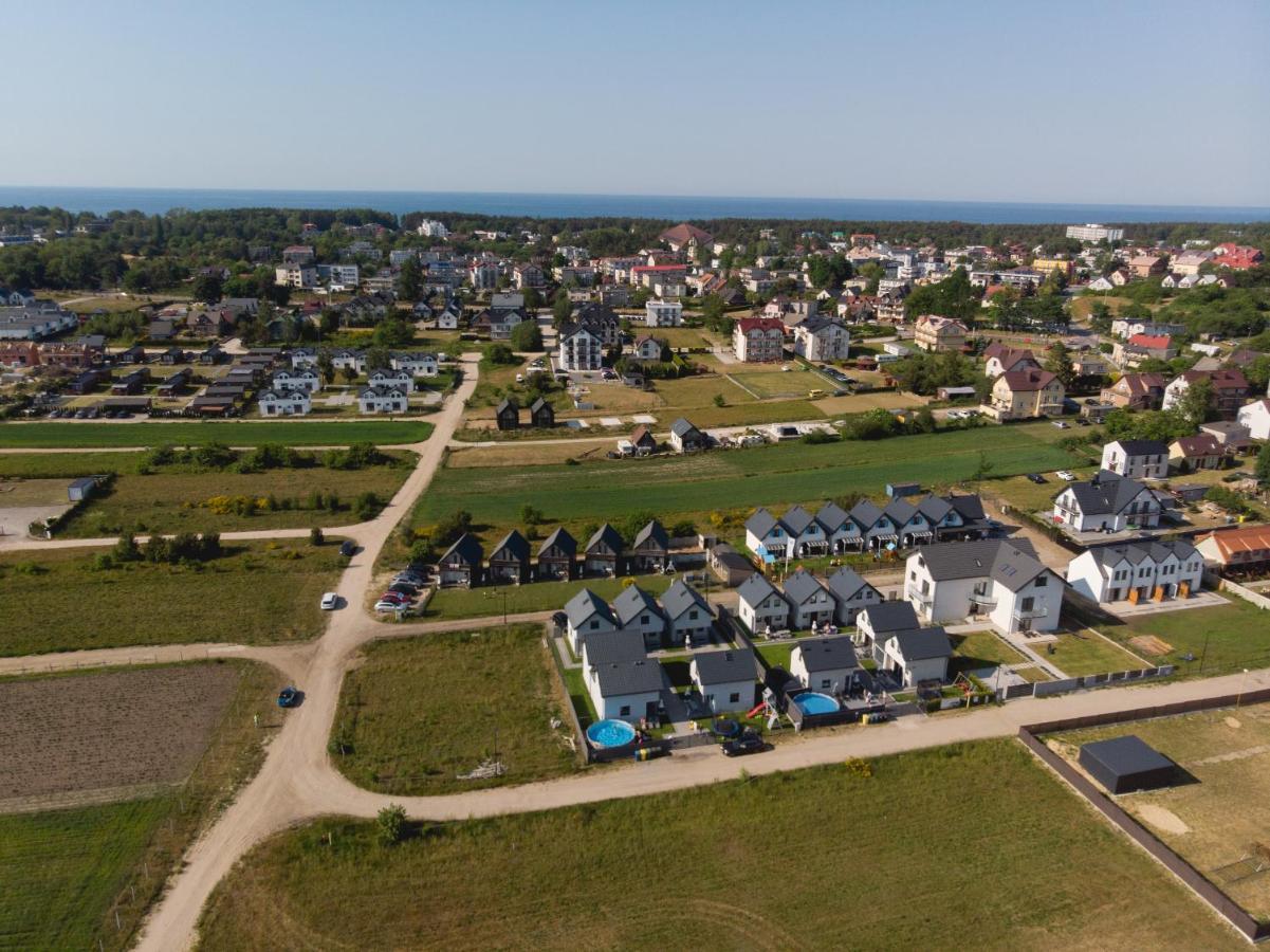 Domki Rajski Wypoczynek Z Basenem Jastrzebia Gora Exterior foto
