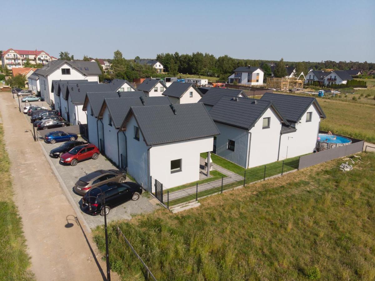 Domki Rajski Wypoczynek Z Basenem Jastrzebia Gora Exterior foto